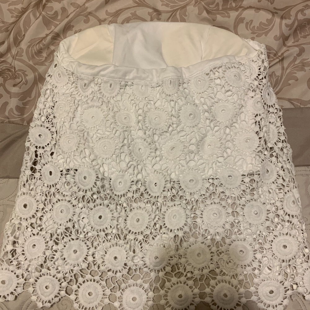 Top - Picture 2 of 2